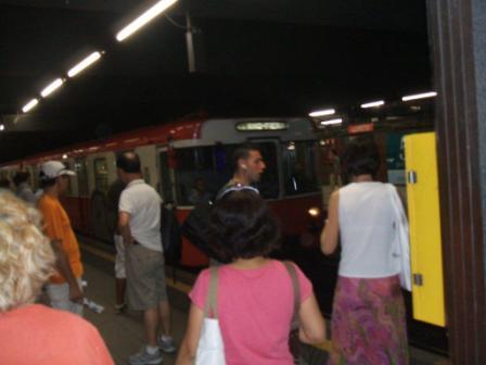 100716_subway-station2.jpg